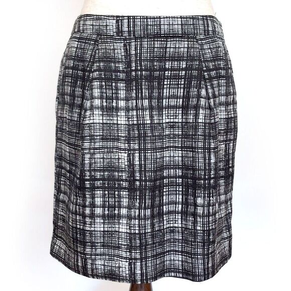 Ann Taylor Loft Black Cotton Silk Mini Skirt Sz 8 - Picture 1 of 6